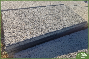 Pavimenti Basole Bocciardate in Pietra Lavica